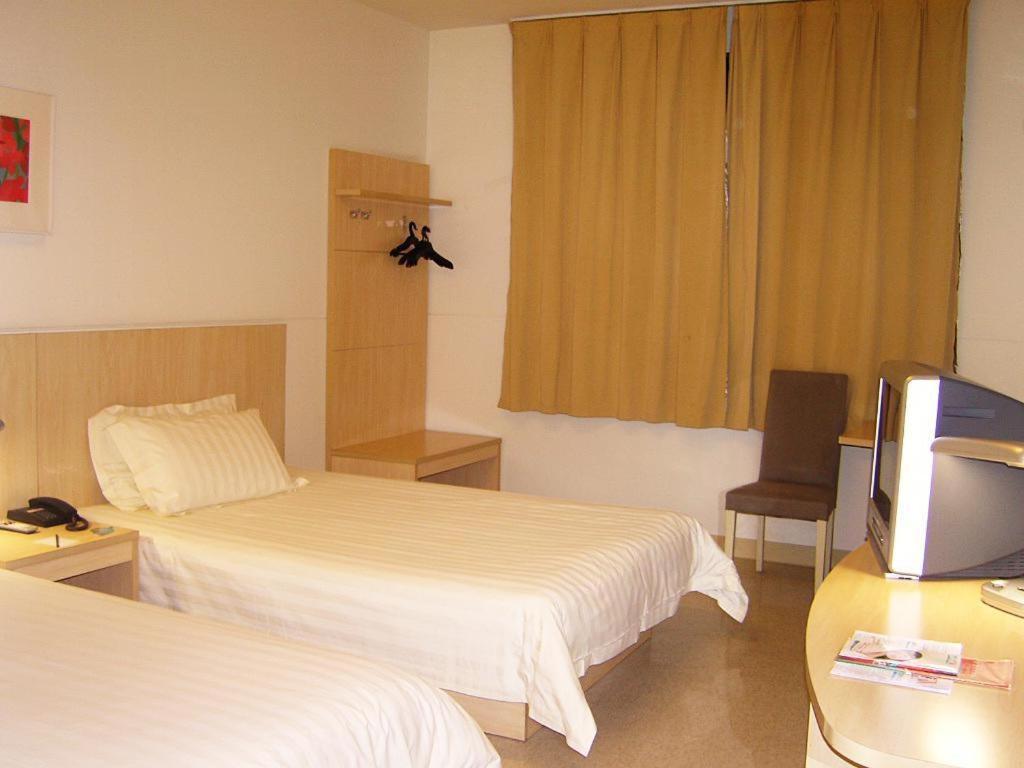 Jinjiang Inn - Qingdao Xiangjiang Road מראה חיצוני תמונה