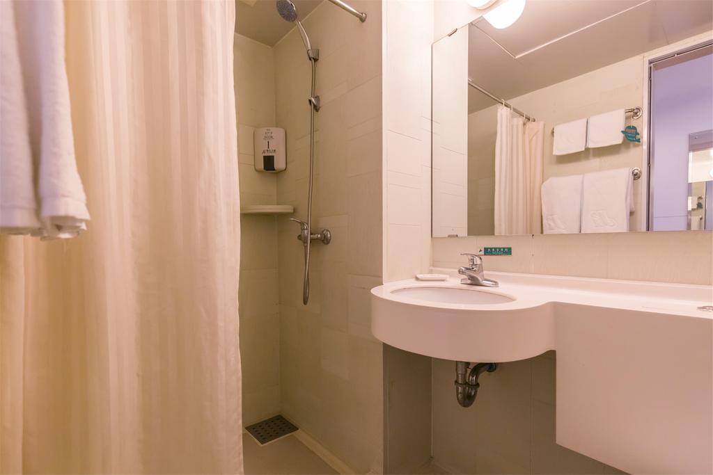Jinjiang Inn - Qingdao Xiangjiang Road מראה חיצוני תמונה