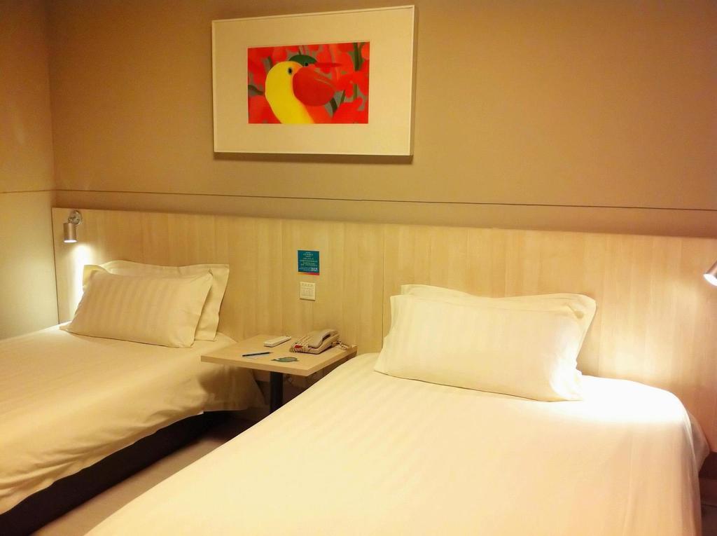 Jinjiang Inn - Qingdao Xiangjiang Road חדר תמונה