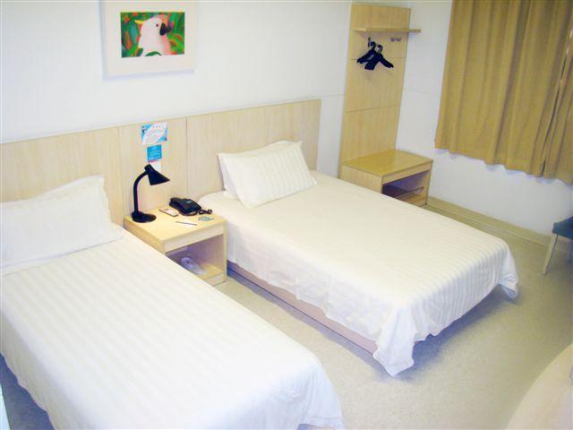 Jinjiang Inn - Qingdao Xiangjiang Road מראה חיצוני תמונה