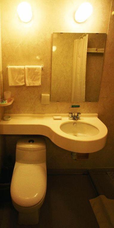 Jinjiang Inn - Qingdao Xiangjiang Road מראה חיצוני תמונה